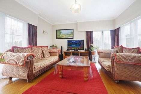 Photo of property in 1/9 Sheehan Road, Te Atatu South, Auckland, 0610