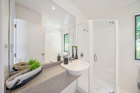 Photo of property in 18 Korokoro Road, Korokoro, Lower Hutt, 5012