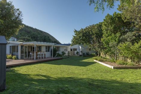 Photo of property in 1 Kotuku Road, South Bay, Kaikoura, 7300