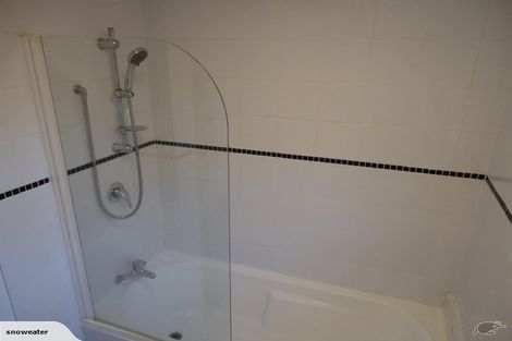 Photo of property in 3/13 Armadale Road, Remuera, Auckland, 1050