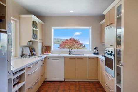 Photo of property in 11 Merlincote Crescent, Governors Bay, Lyttelton, 8971