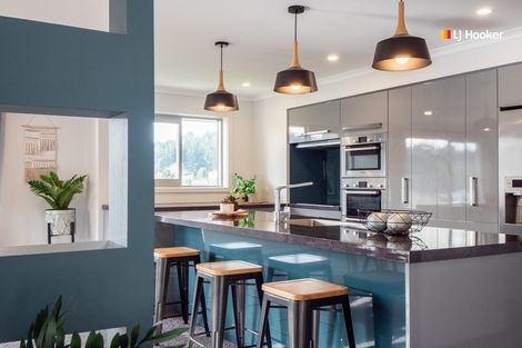 Photo of property in 30 Grandvista Drive, Green Island, Dunedin, 9018