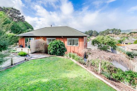 Photo of property in 23 Ashleigh Way, Waikanae Beach, Waikanae, 5036