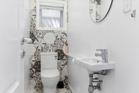 Photo of property in 45 Penzance Road, Mairangi Bay, Auckland, 0630