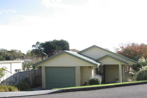 Photo of property in 25a Weka Road, Raumati Beach, Paraparaumu, 5032