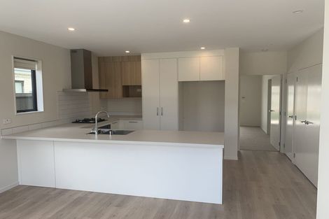 Photo of property in 82 Katikati Drive, Manurewa, Auckland, 2102