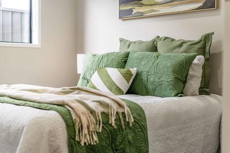 Photo of property in 22 Te Kaeaea Crescent, Wallaceville, Upper Hutt, 5018