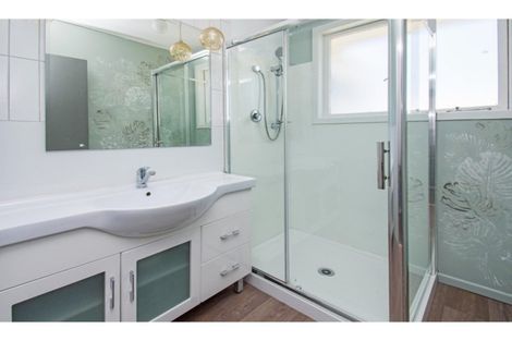 Photo of property in 50 Watts Road, Manurewa, Auckland, 2102