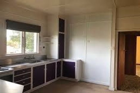 Photo of property in 13 Hunter Street, Edendale, 9825