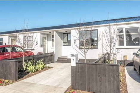 Photo of property in 1 Kupe Place, Castlecliff, Whanganui, 4501