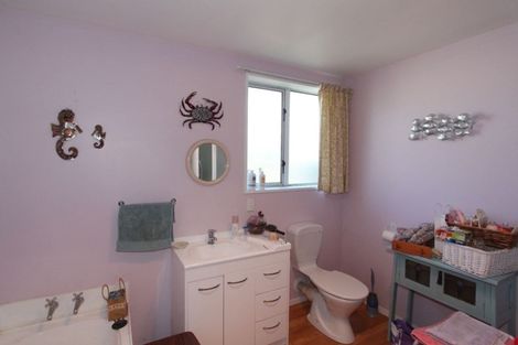 Photo of property in 33 Donnington Street, Parklands, Christchurch, 8083