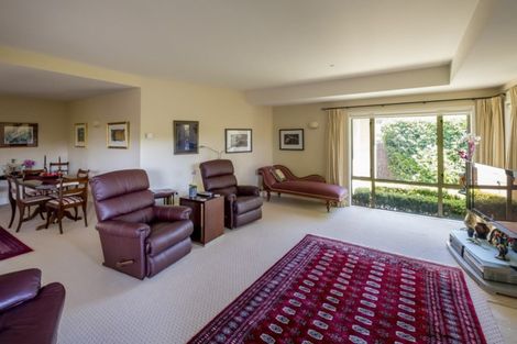 Photo of property in 1b Neeve Place, Taradale, Napier, 4112