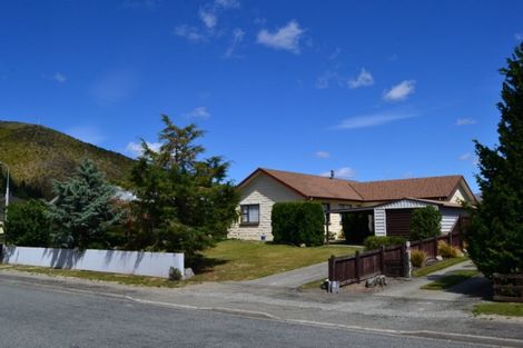 Photo of property in 47 Black Peak Road, Omarama, 9412