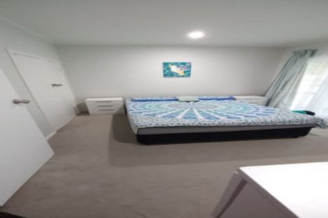 Photo of property in 14 Blenheim Street, Glenfield, Auckland, 0629