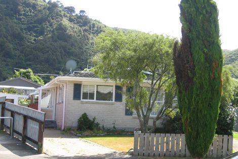 Photo of property in 20b Denver Grove, Totara Park, Upper Hutt, 5018
