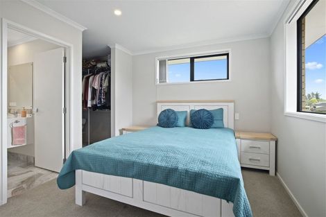 Photo of property in 36 Raithburn Terrace, Pokeno, 2402