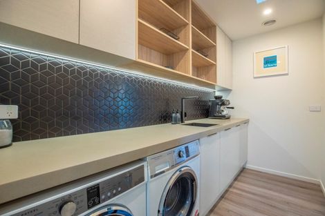 Photo of property in 6 Platinum Ridge, Wanaka, 9305