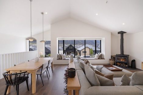 Photo of property in 18 Grain Close, Jacks Point, 9371