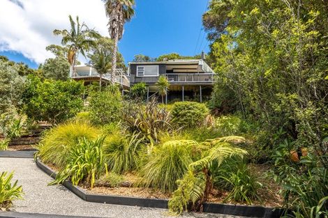 Photo of property in 25 Miro Road, Palm Beach, Waiheke Island, 1081