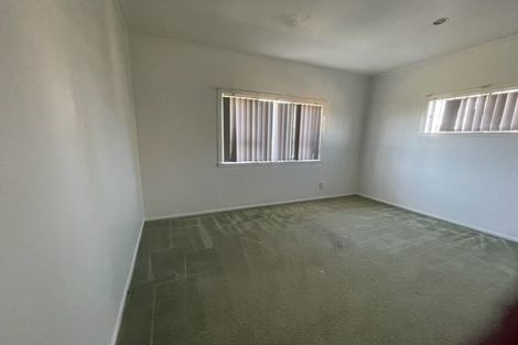 Photo of property in 11 Fraser Road, Papatoetoe, Auckland, 2025