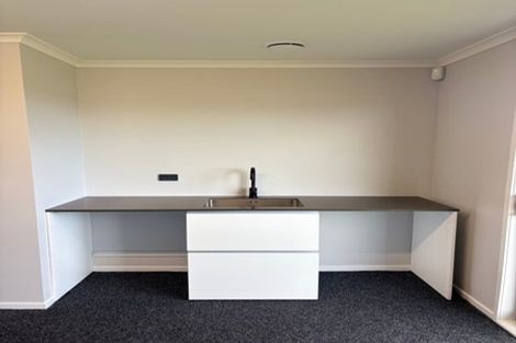 Photo of property in 38 Puketutu Drive, Te Kauwhata, 3710