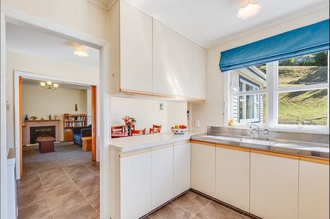 Photo of property in 78 Chester Road, Tawa, Wellington, 5028