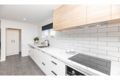 Photo of property in 12 Rosanna Place, Aranui, Christchurch, 8061