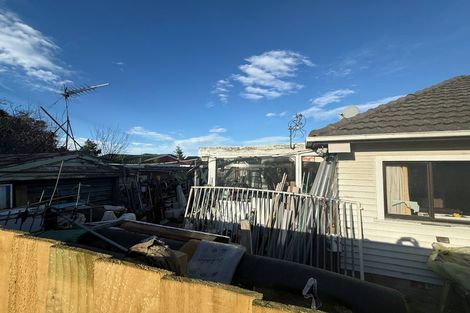 Photo of property in 65 Barton Street, Woolston, Christchurch, 8023
