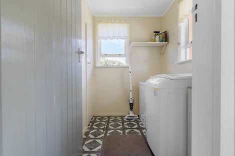 Photo of property in 9 Te Iwiheke Place, Turangi, 3334