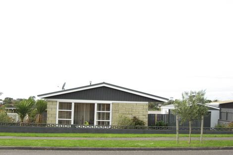 Photo of property in 6 Smeaton Road, Bell Block, New Plymouth, 4312