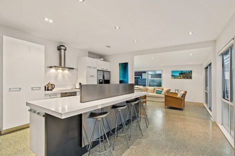 Photo of property in 37 Taumata Road, Omaha, 0986