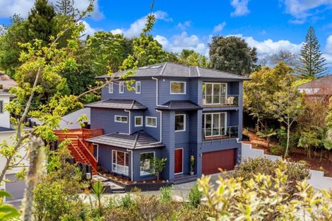 Photo of property in 19 Kahikatea Close, Campbells Bay, Auckland, 0630