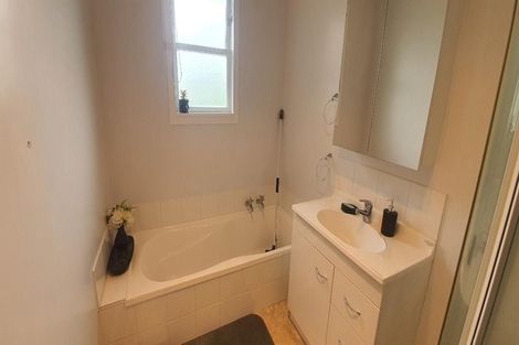 Photo of property in 184 Taita Drive, Avalon, Lower Hutt, 5011