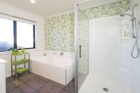 Photo of property in 16 Johnstone Street, Tinwald, Ashburton, 7700