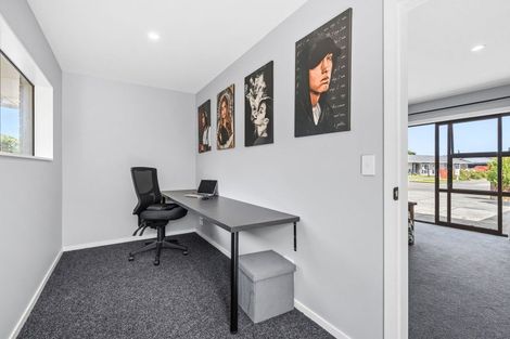 Photo of property in 7 Easton Way, Levin, 5510