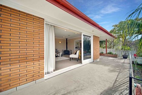Photo of property in 15 Harford Place, Pakuranga Heights, Auckland, 2010