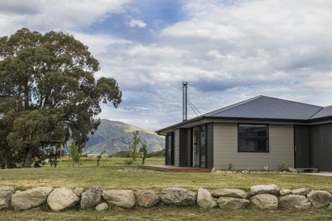 Photo of property in Luggate Park, 38 Cooper Crescent, Luggate, Cromwell, 9383