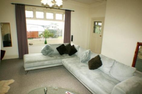 Photo of property in 374 College Street, Hokowhitu, Palmerston North, 4410