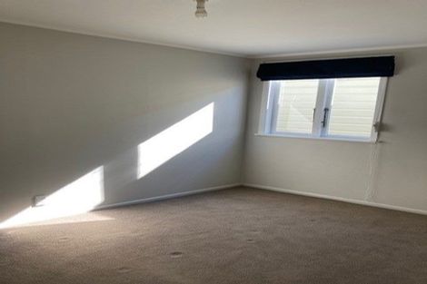 Photo of property in 108 Onepu Road, Lyall Bay, Wellington, 6022