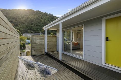 Photo of property in 24 Hartford Crescent, Totara Park, Upper Hutt, 5018