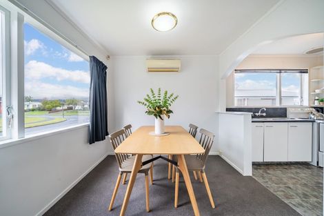 Photo of property in 37 Tacoma Drive, Totara Park, Upper Hutt, 5018