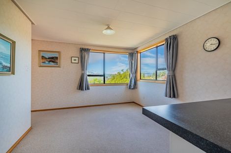 Photo of property in 35 Pioneer Crescent, Helensburgh, Dunedin, 9010