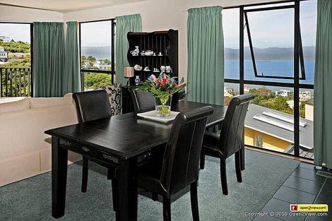 Photo of property in 19 Waru Street, Khandallah, Wellington, 6035