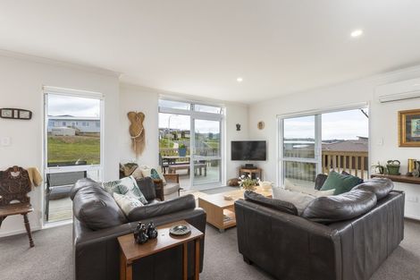 Photo of property in 34a Weka Street, Mangawhai, 0505
