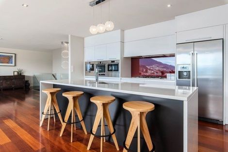 Photo of property in 45a Hallenstein Street, Queenstown, 9300