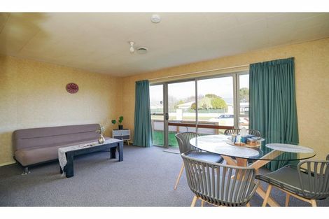 Photo of property in 6 Christina Street, Strathern, Invercargill, 9812