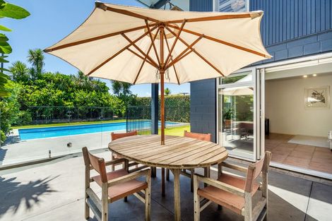 Photo of property in 22 Summit Drive, Torbay, Auckland, 0630