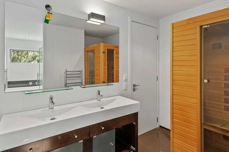 Photo of property in 243 Ilam Road, Ilam, Christchurch, 8041