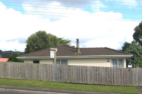 Photo of property in 1/67a Captain Scott Road, Glen Eden, Auckland, 0602