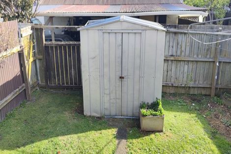 Photo of property in 2/19 Russell Road, Manurewa, Auckland, 2102